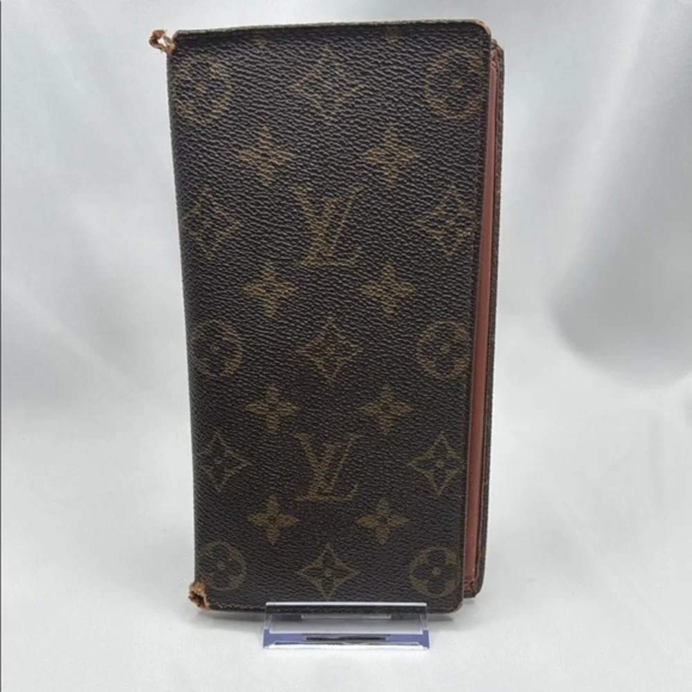 Louis Vuitton Brown Monogram CheckBook/ Long Wallet | Men’s | Pre-Owned |